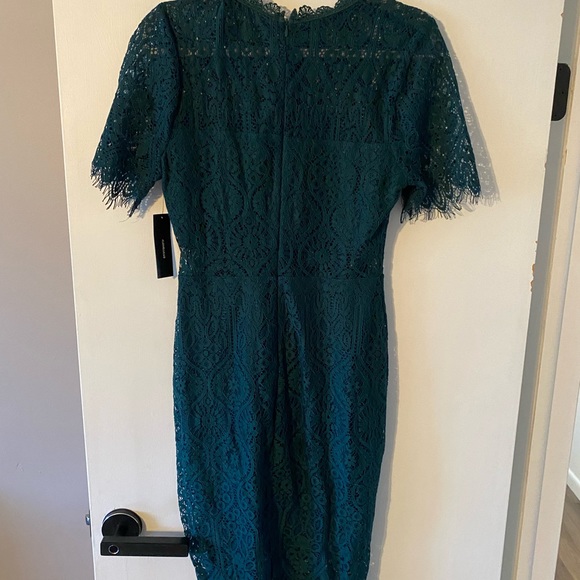Green lace lulus midi dress new with tags - Picture 3 of 4